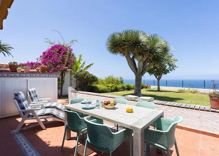 Home2Book Amazing La Palmita Suite